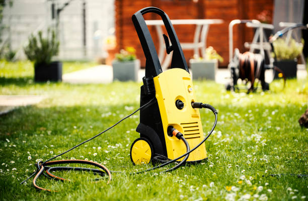 Best Restaurant Pressure Washing  in West Sayville, NY